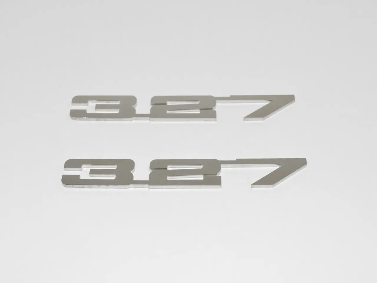 327 Fender Emblems