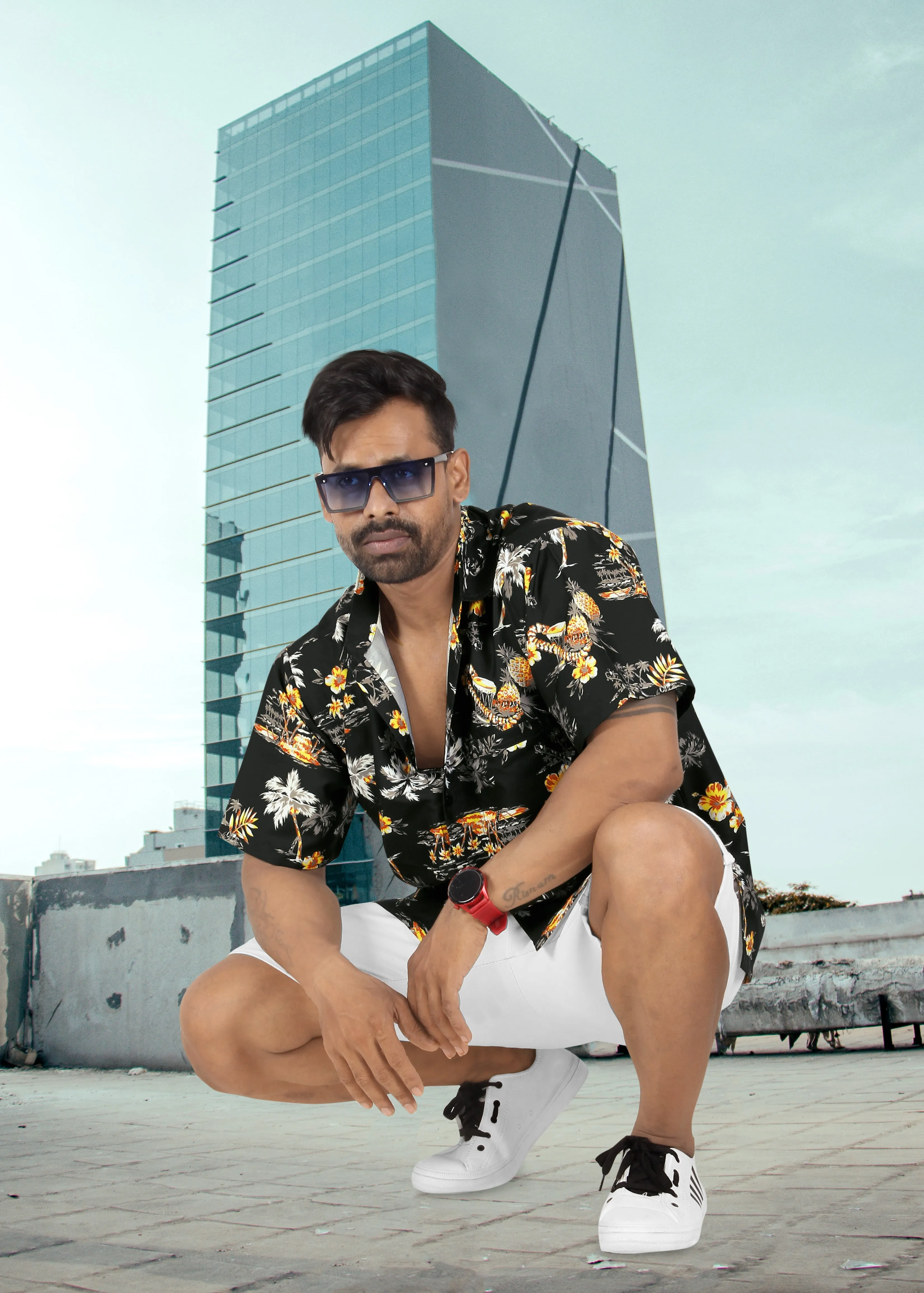 Black Pineapple and Floral Palm Tree Printed Hawaiian Beach Shirt For Men
