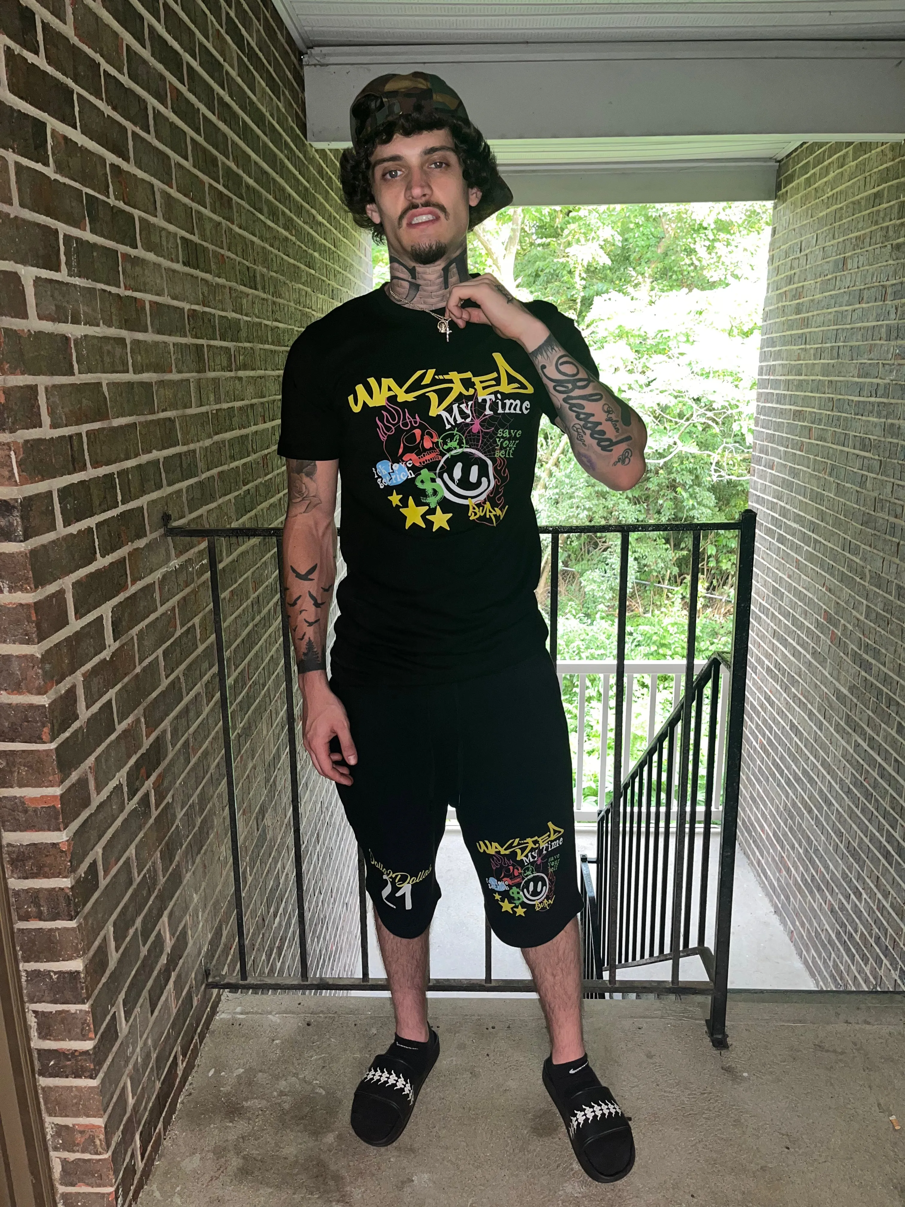 D2D™ | Fck Love, Get Rich Shorts