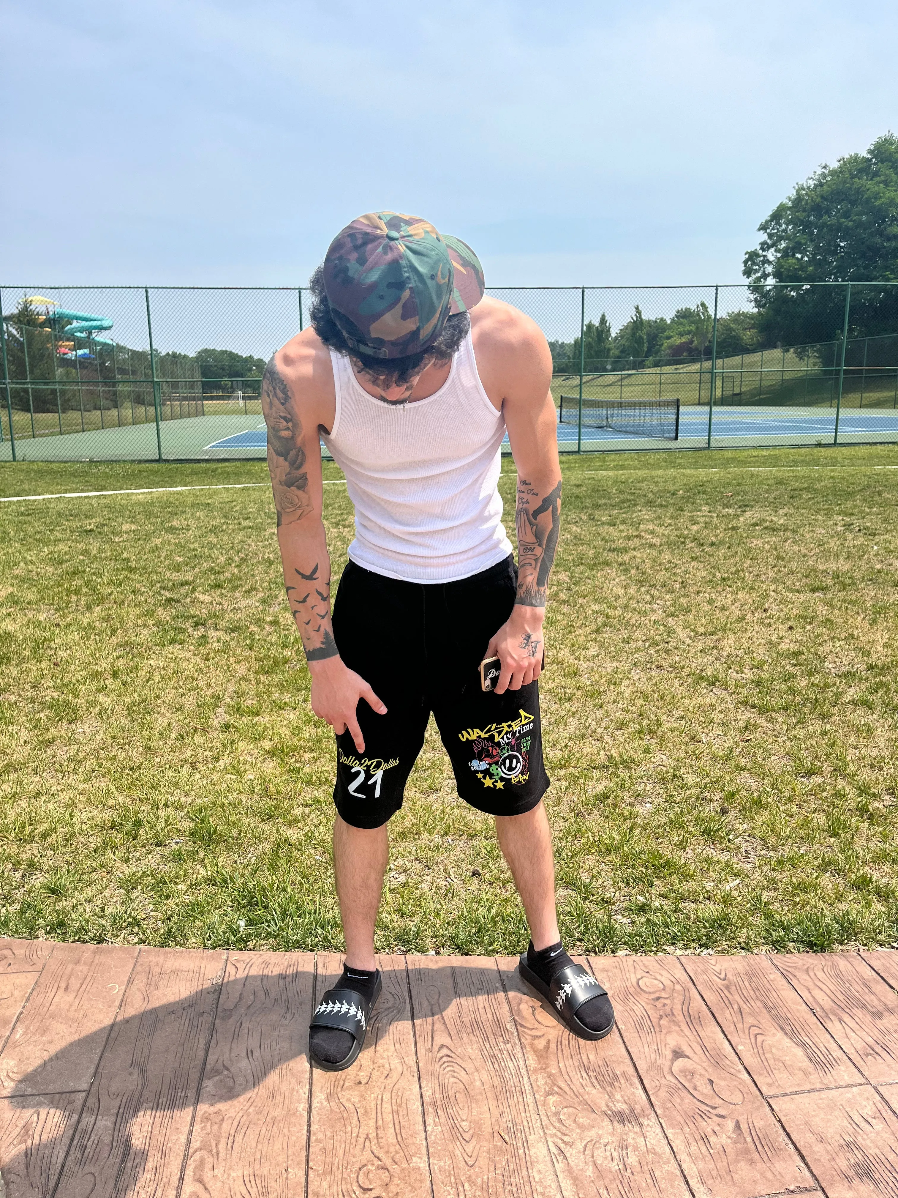 D2D™ | Fck Love, Get Rich Shorts