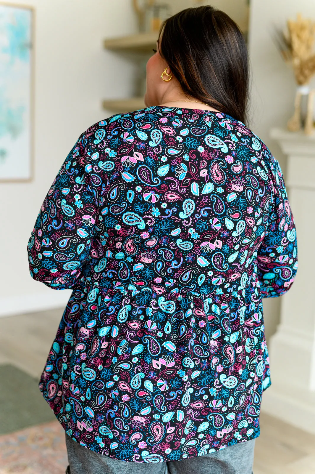 Dear Scarlett Lizzy Babydoll Top in Black Petite Paisley