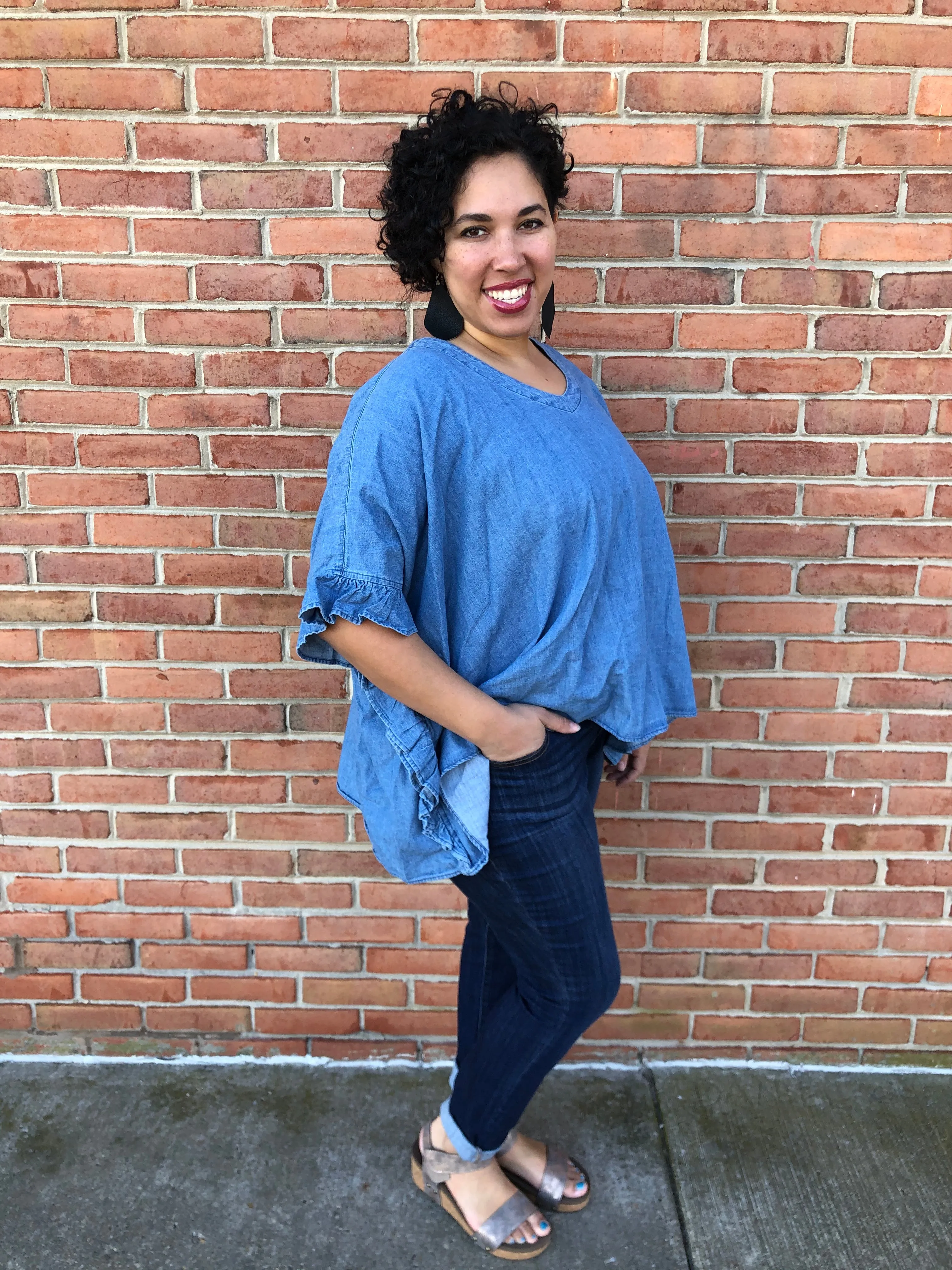 #H993 Frankie’s chambray top