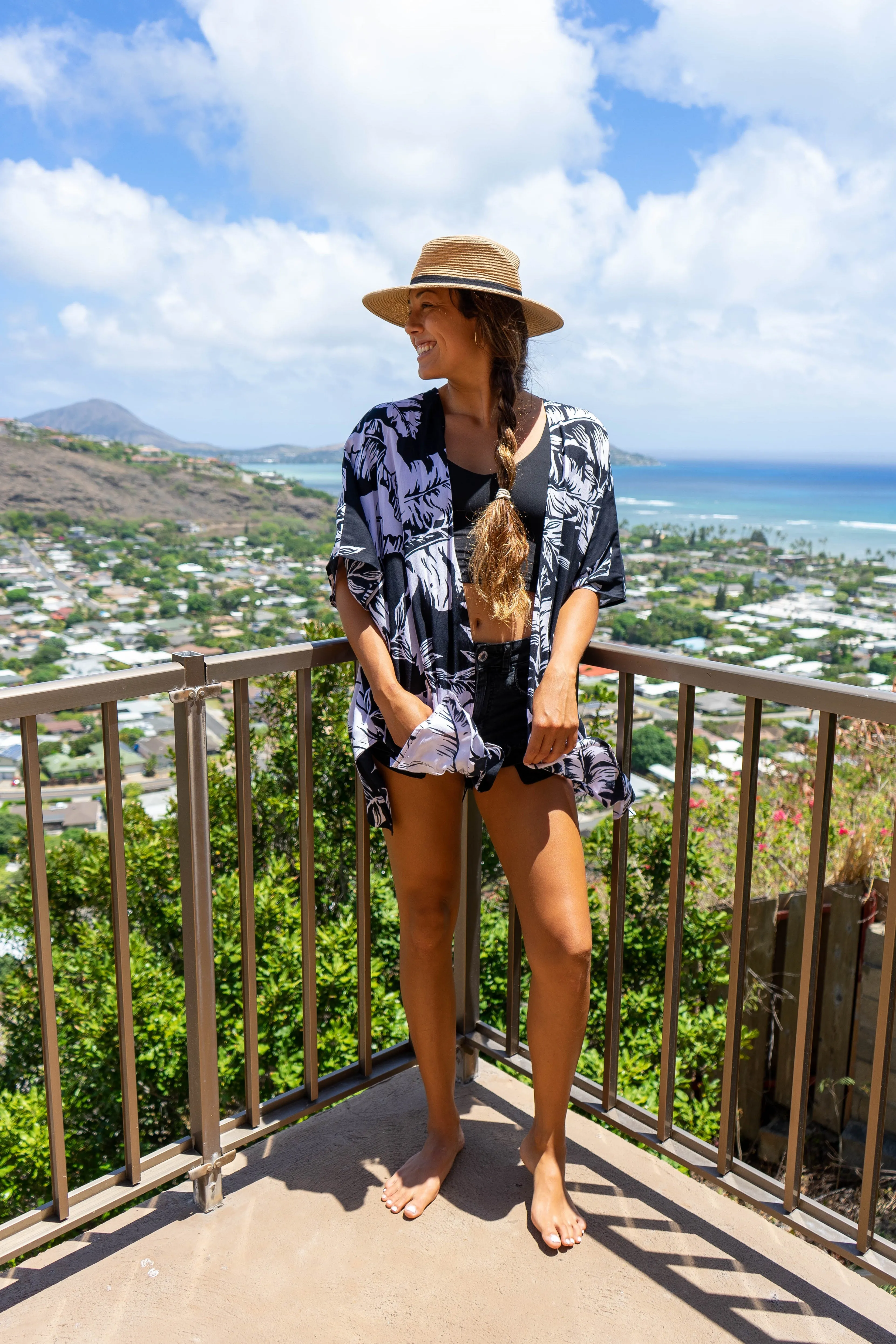 Island Elegance: Aloha Kimono Coverups