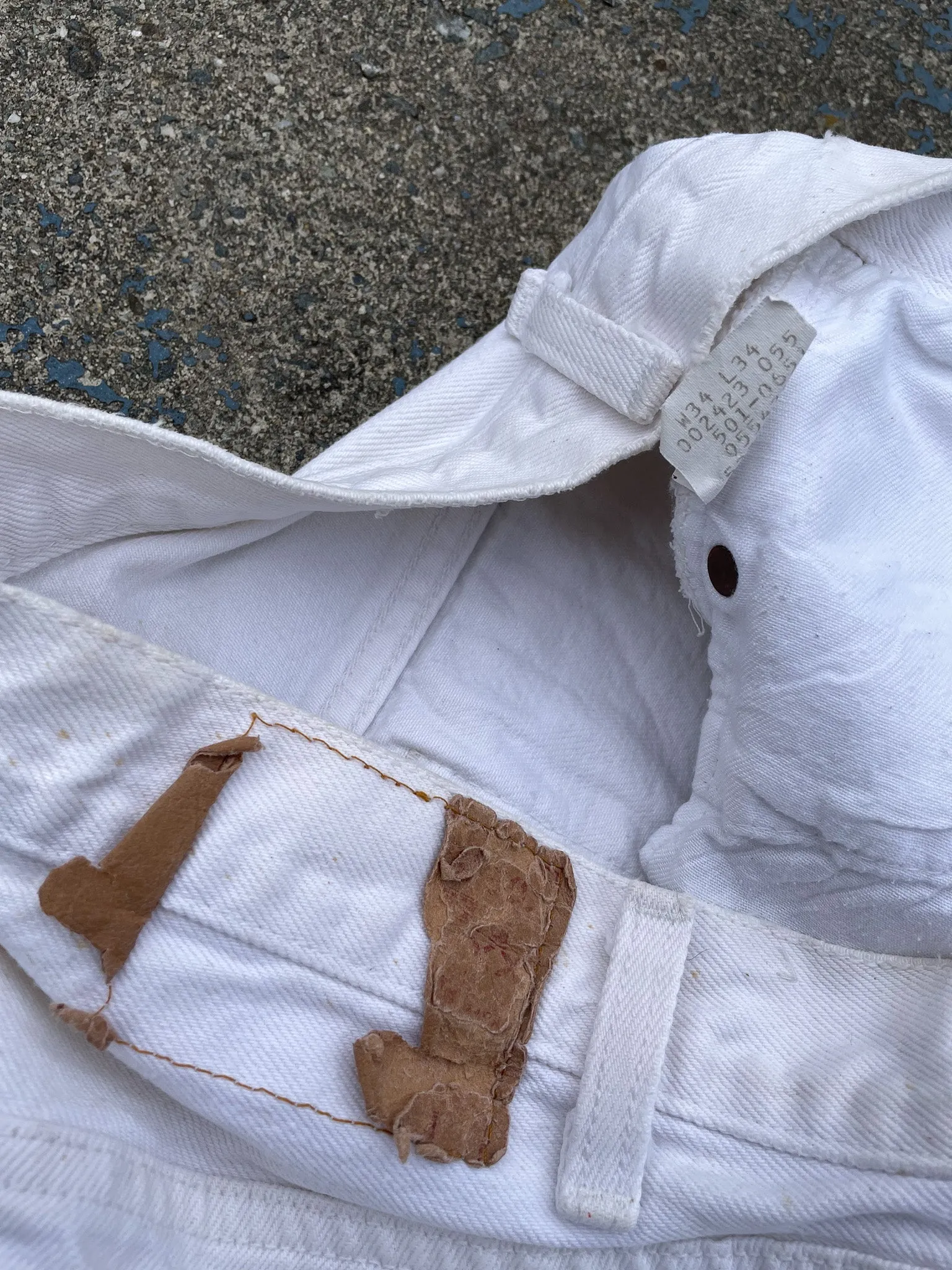 Levi's Cutoff Shorts—[32]