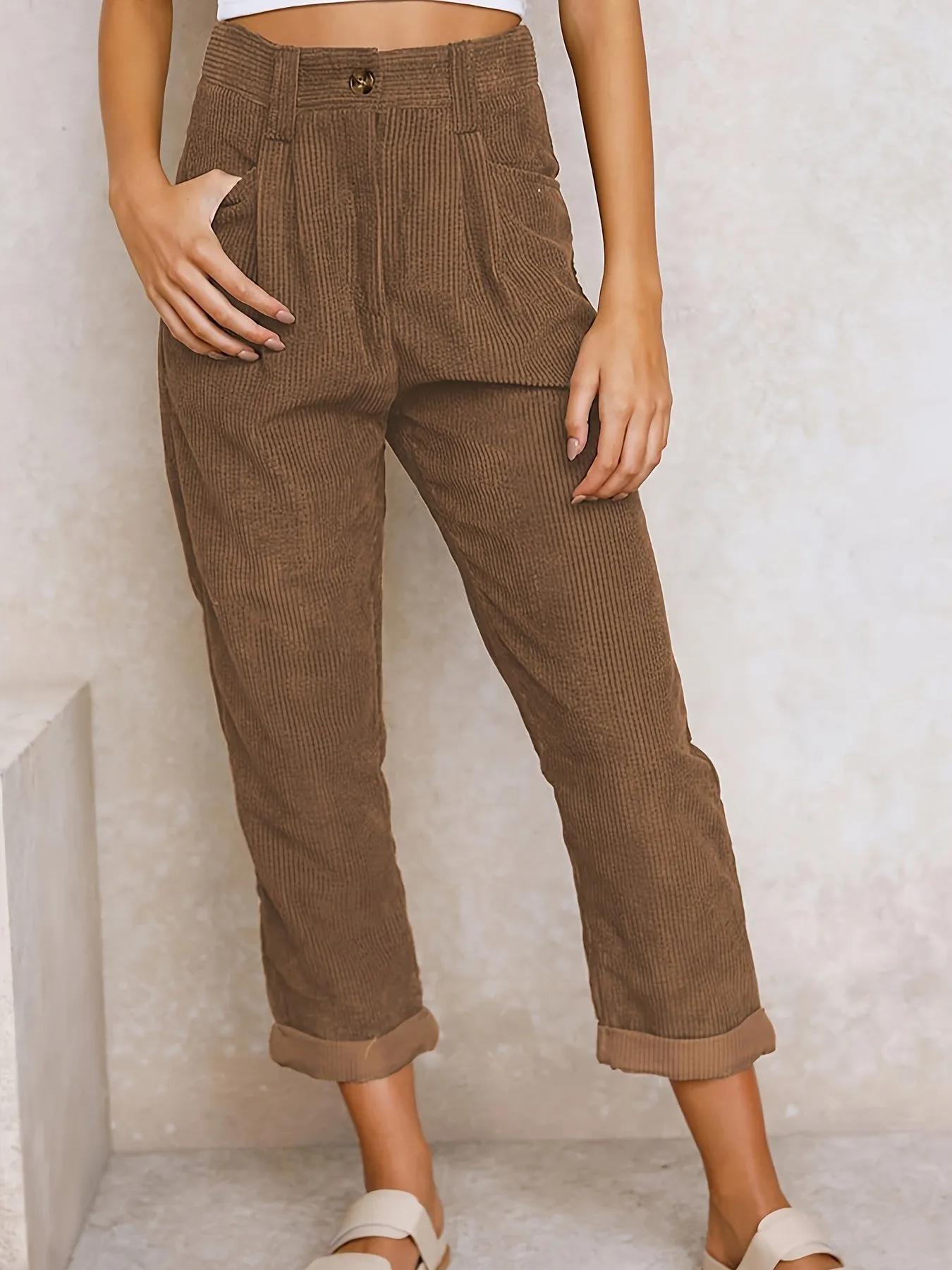 Maelys – Corduroy Trousers with Straight Legs