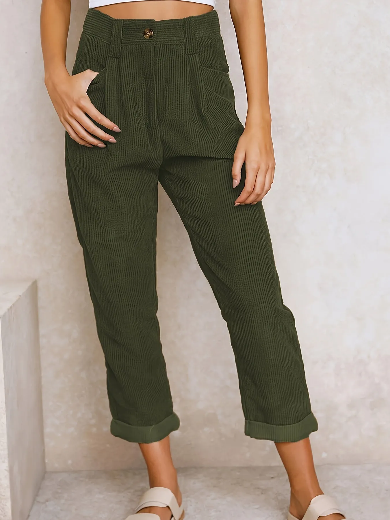 Maelys – Corduroy Trousers with Straight Legs