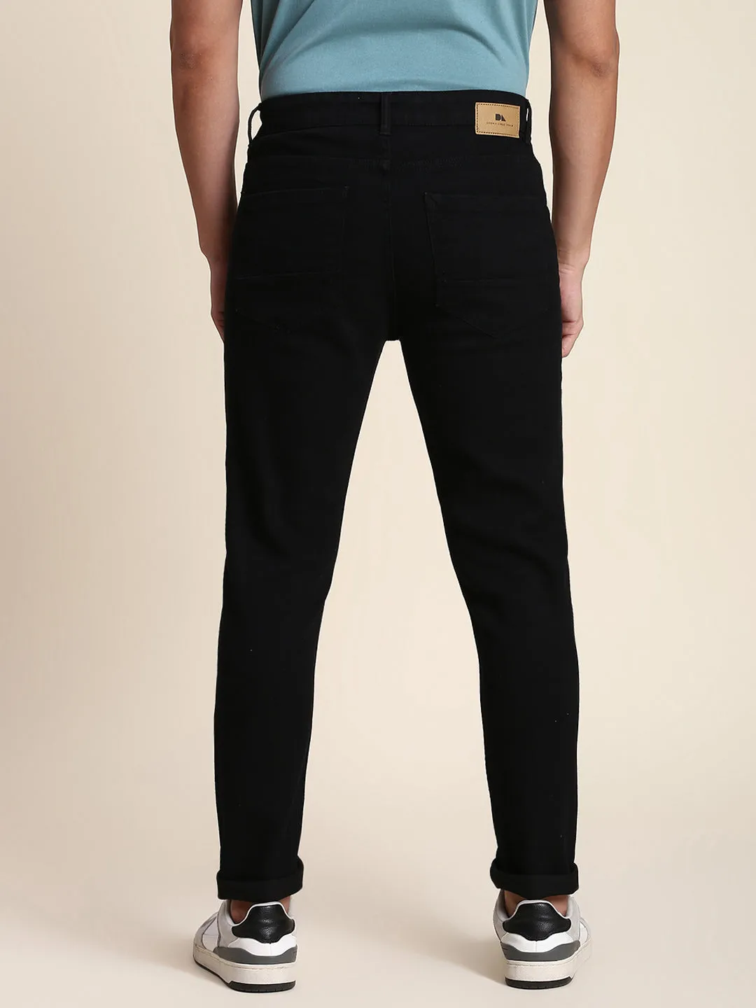 Men's Slim Fit Torn Black Jeans With 5-Pockets Mid-Rise Stretchable Waistband & Belt Loops