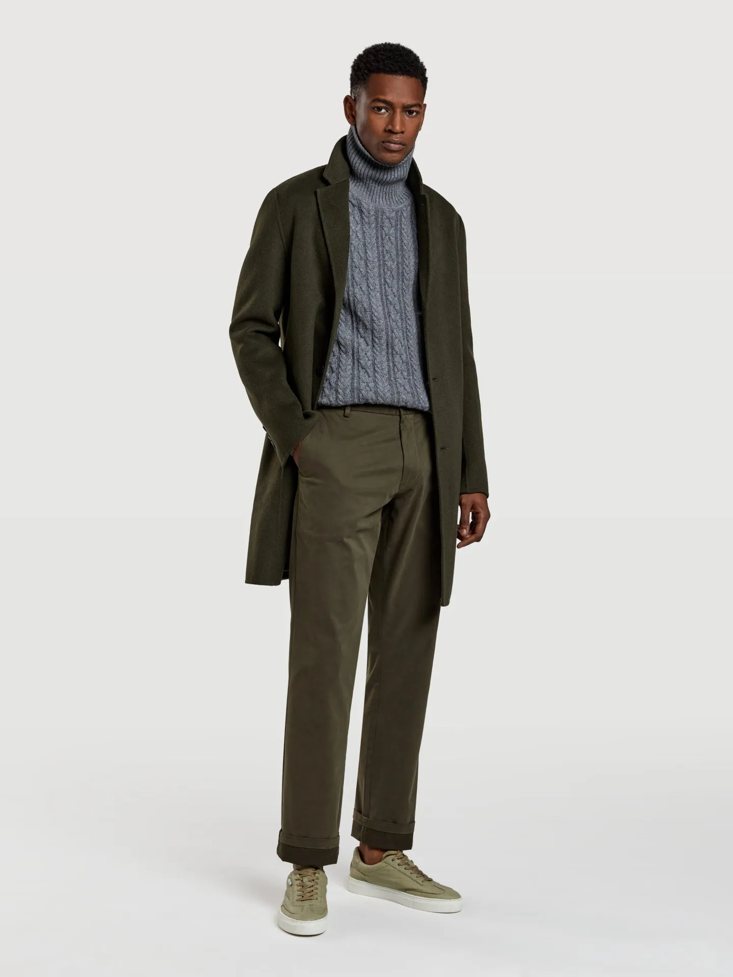 Regular fit basic chino trousers