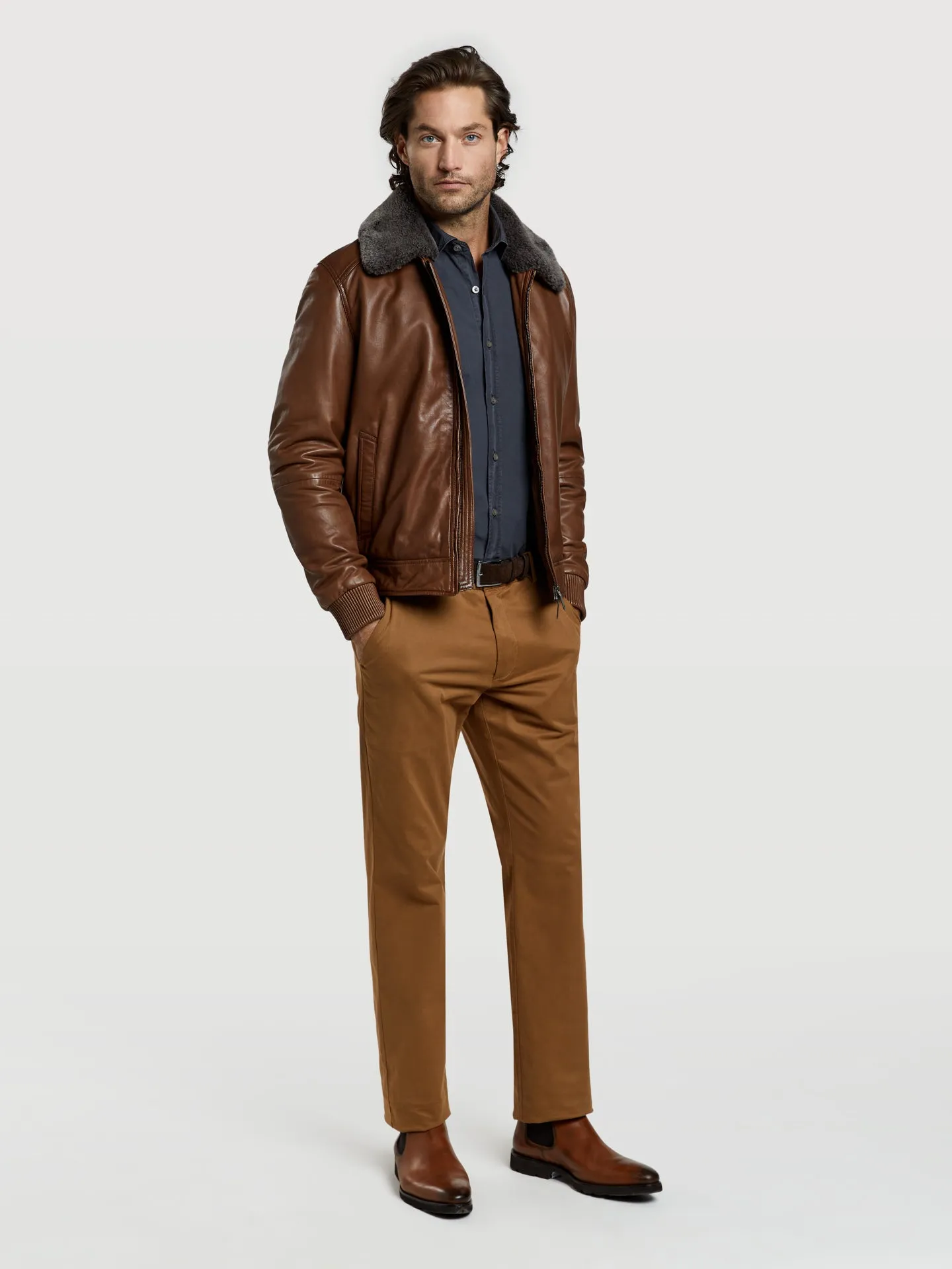 Regular fit basic chino trousers