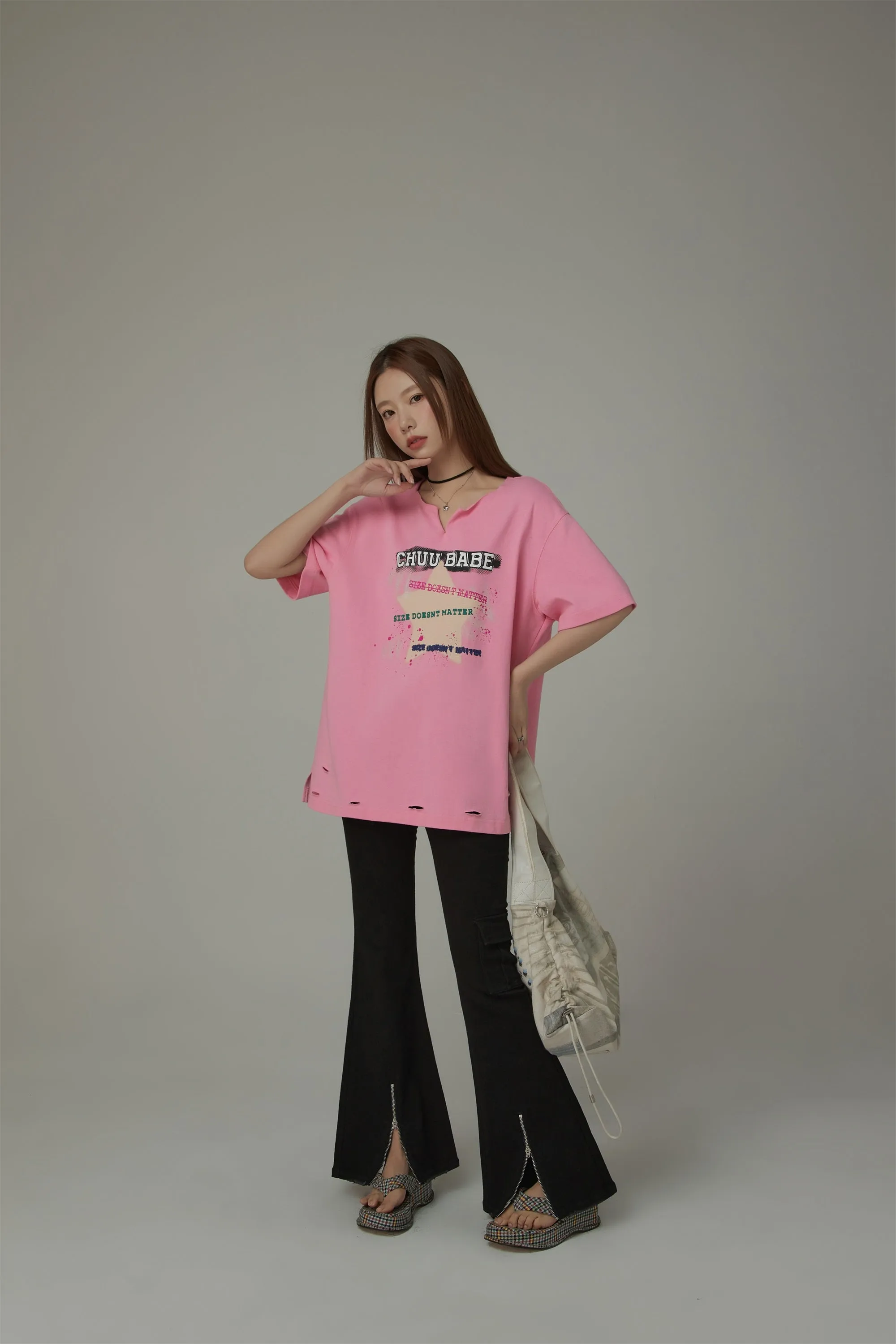 V-Trim Chuu Babe Star Distressed T-Shirt