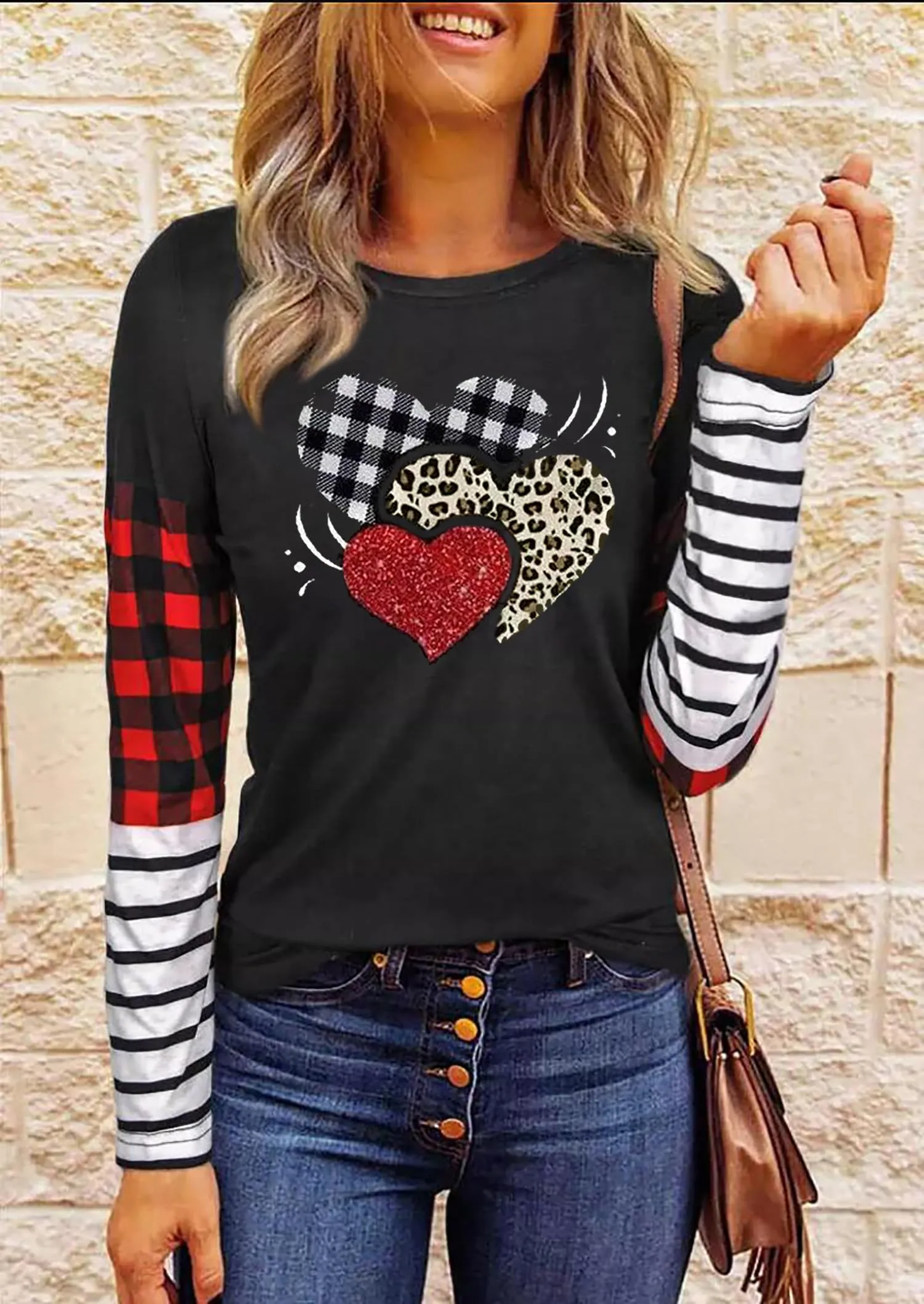 Valentines Day Shirts for Women Funny Plaid Love Heart Graphic Valentines T-Shirt Plaid Striped Splicing Long Sleeve Tops
