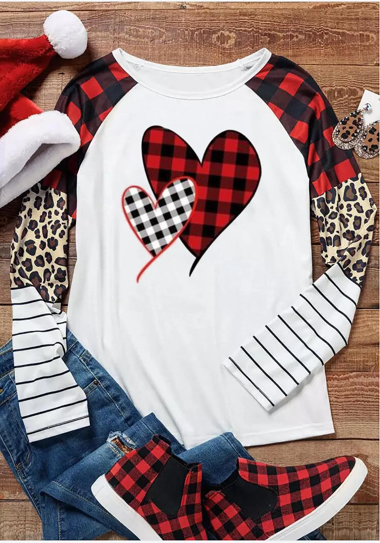 Valentines Day Shirts for Women Funny Plaid Love Heart Graphic Valentines T-Shirt Plaid Striped Splicing Long Sleeve Tops