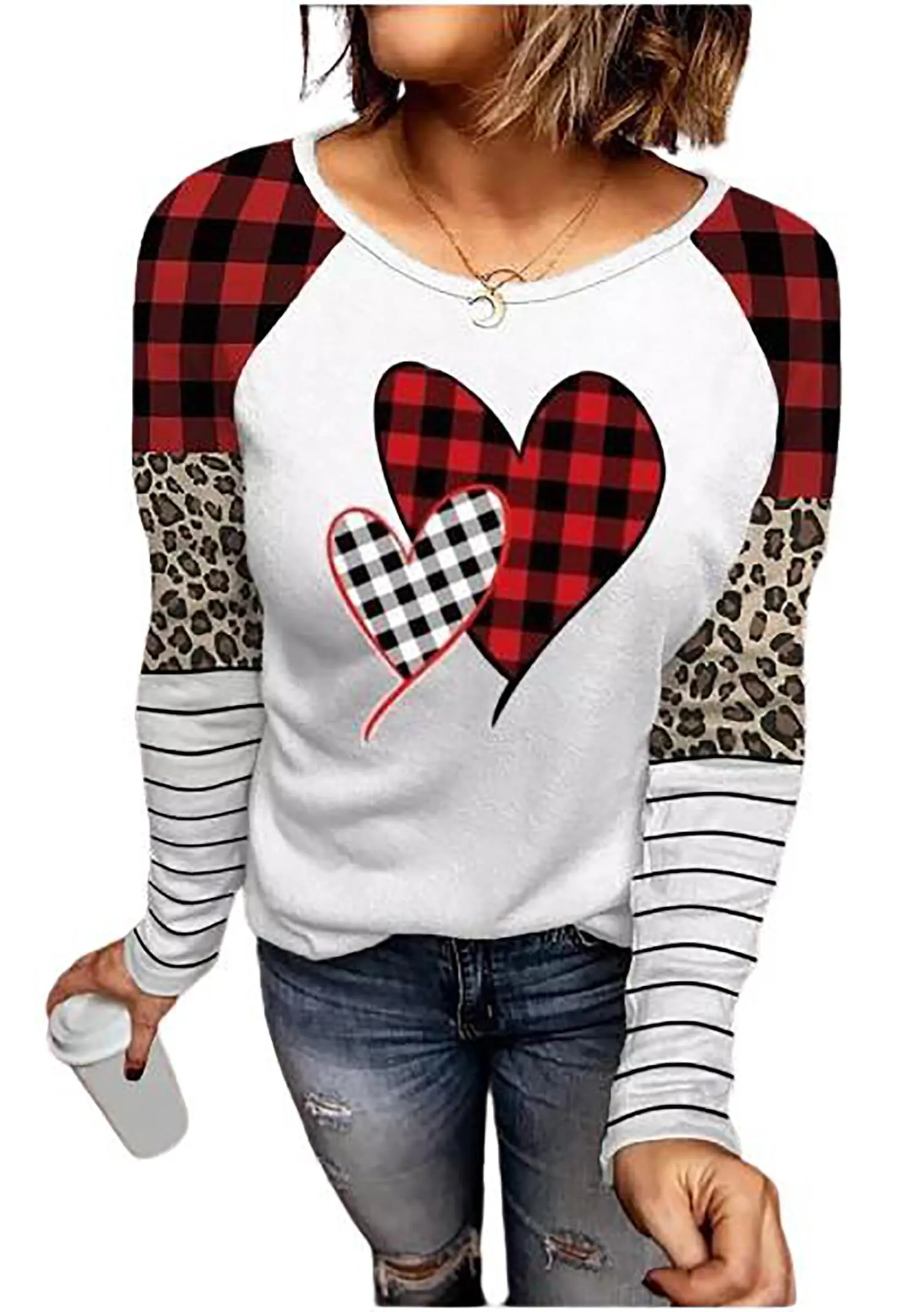 Valentines Day Shirts for Women Funny Plaid Love Heart Graphic Valentines T-Shirt Plaid Striped Splicing Long Sleeve Tops
