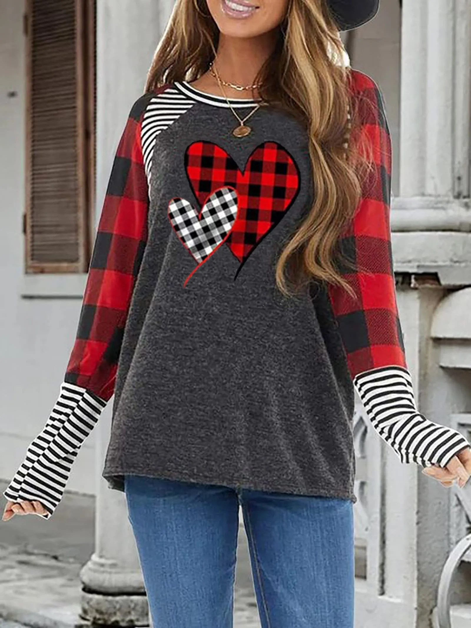 Valentines Day Shirts for Women Funny Plaid Love Heart Graphic Valentines T-Shirt Plaid Striped Splicing Long Sleeve Tops