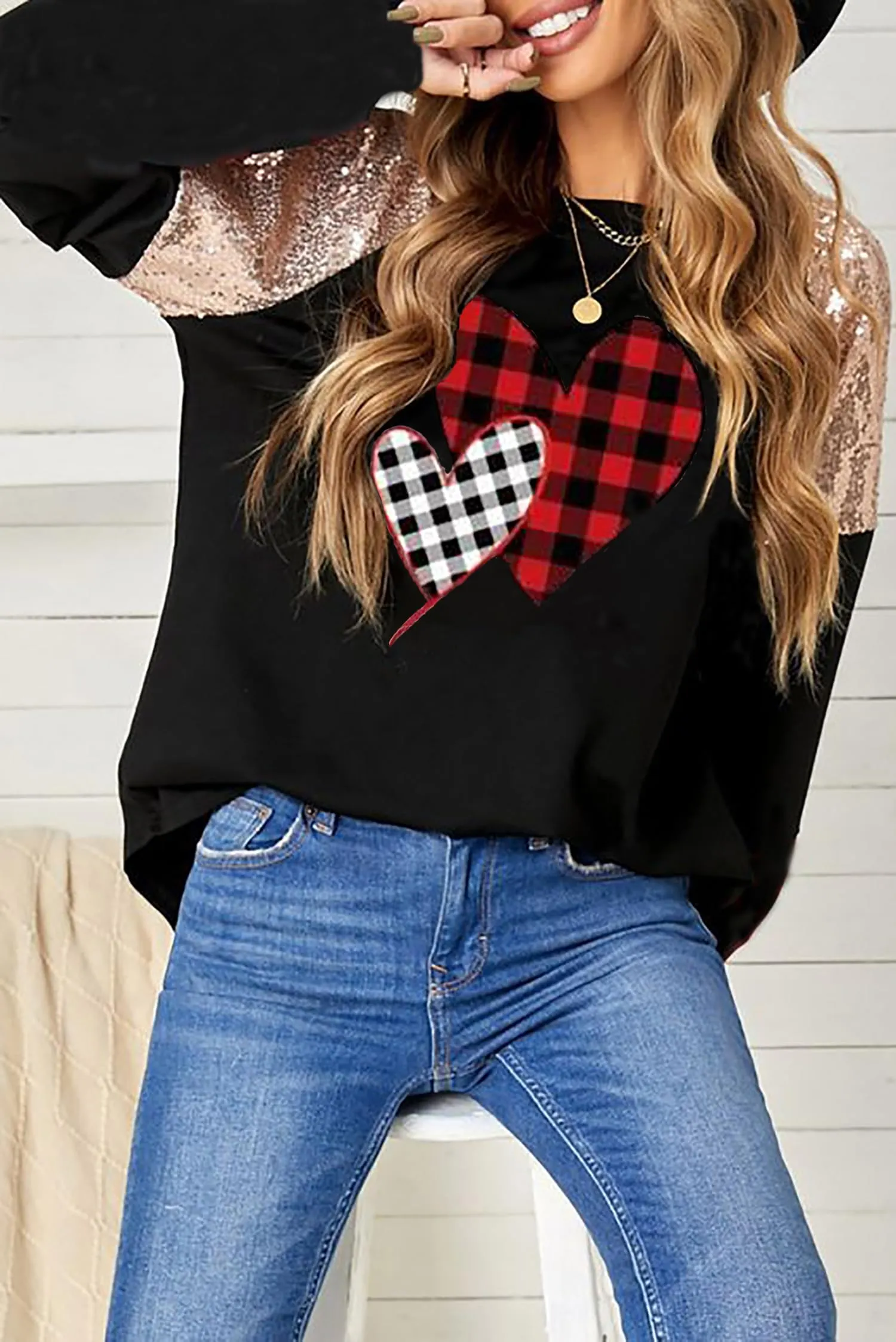 Valentines Day Shirts for Women Funny Plaid Love Heart Graphic Valentines T-Shirt Plaid Striped Splicing Long Sleeve Tops
