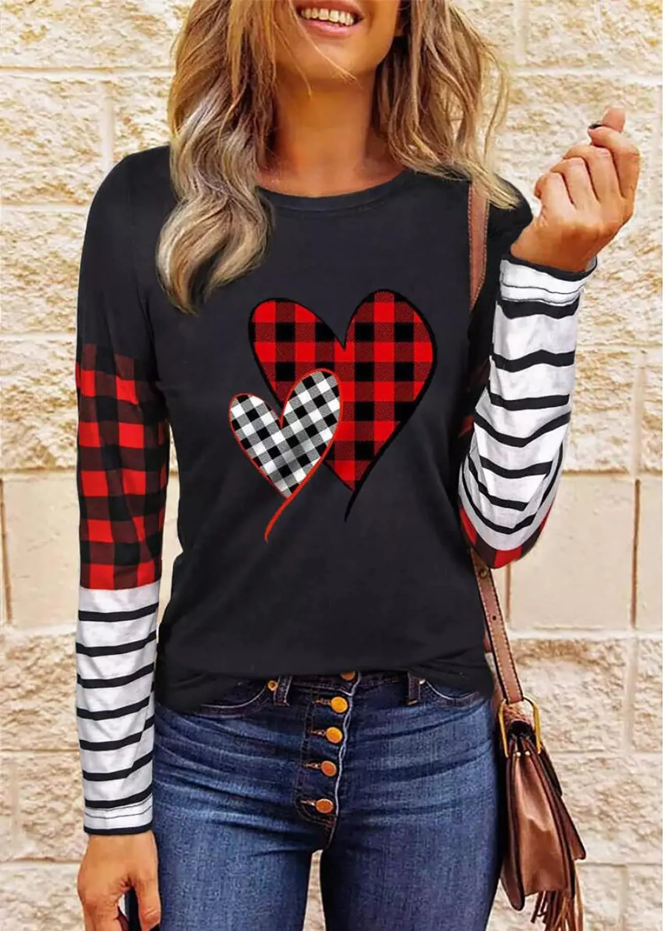Valentines Day Shirts for Women Funny Plaid Love Heart Graphic Valentines T-Shirt Plaid Striped Splicing Long Sleeve Tops