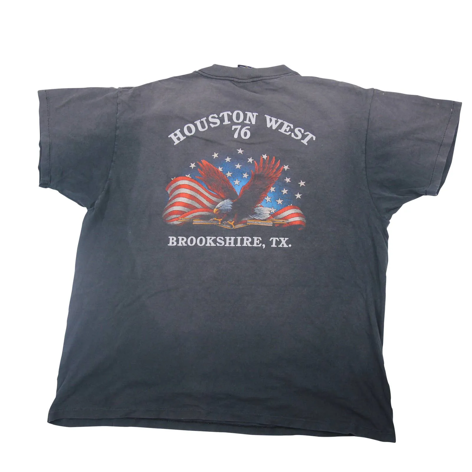 Vintage 3D Emblem "Wild and Free" Graphic T Shirt - XL