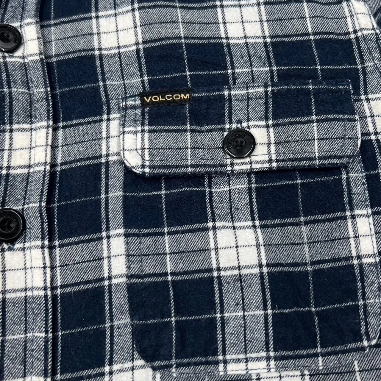 VOLCOM Classic Skater Plaid Check Long Sleeve Flannel Cotton Shirt