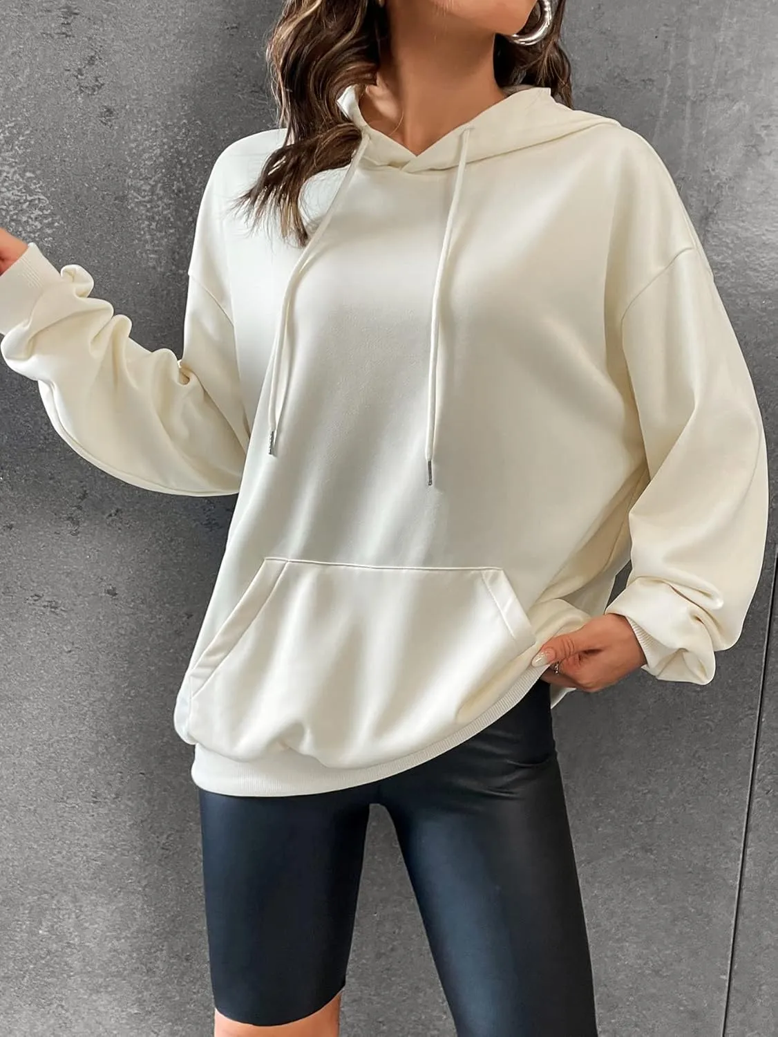 WDIRARA Women's Slogon Graphic Print Drastring Hoodie Sweatshirt Oversized Pullover Tops