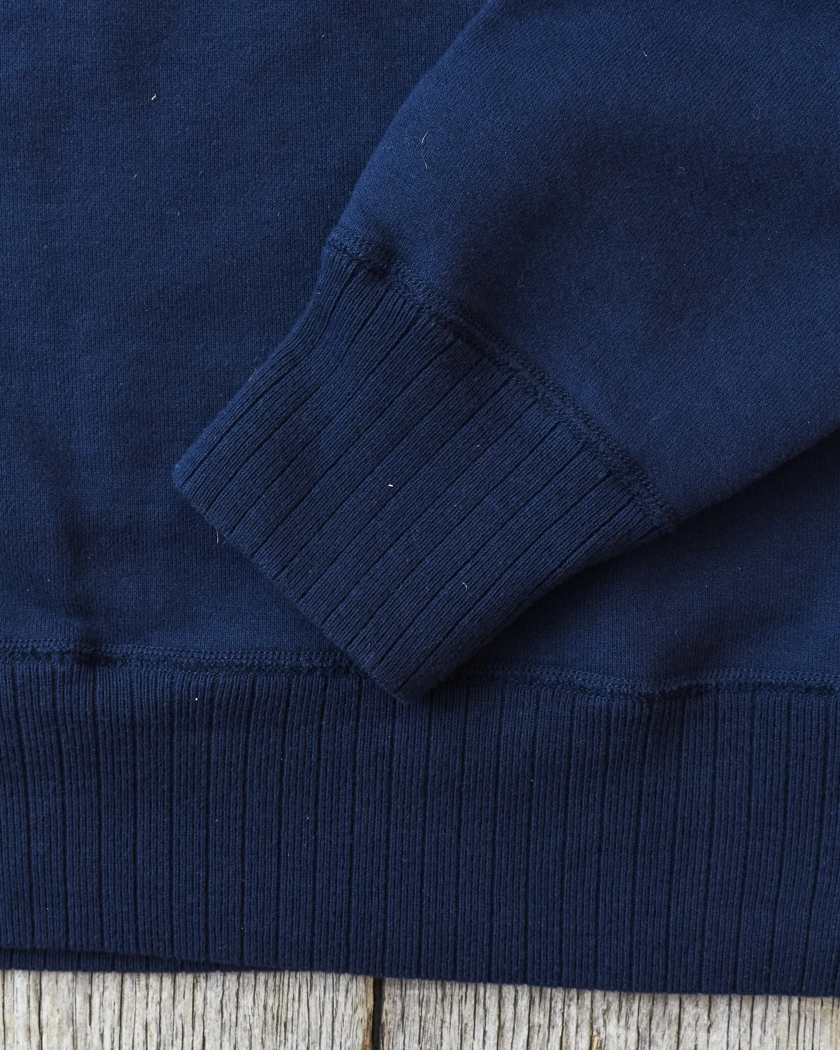Whitesville Heavyweight Loop-Wheeled Sweatshirt Navy WV67728