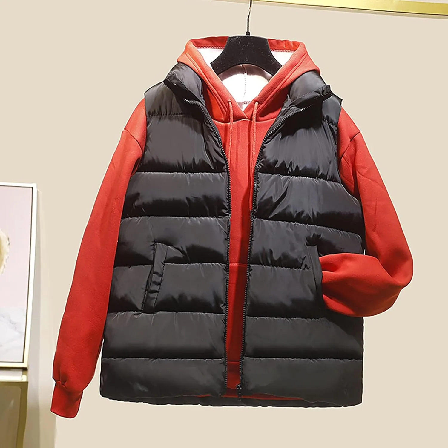 Women's Casual Outerwear Vest Warm Lightweight Puffer Jacket with Pockets Stand Collar Sleeveless Down Outwear Vests