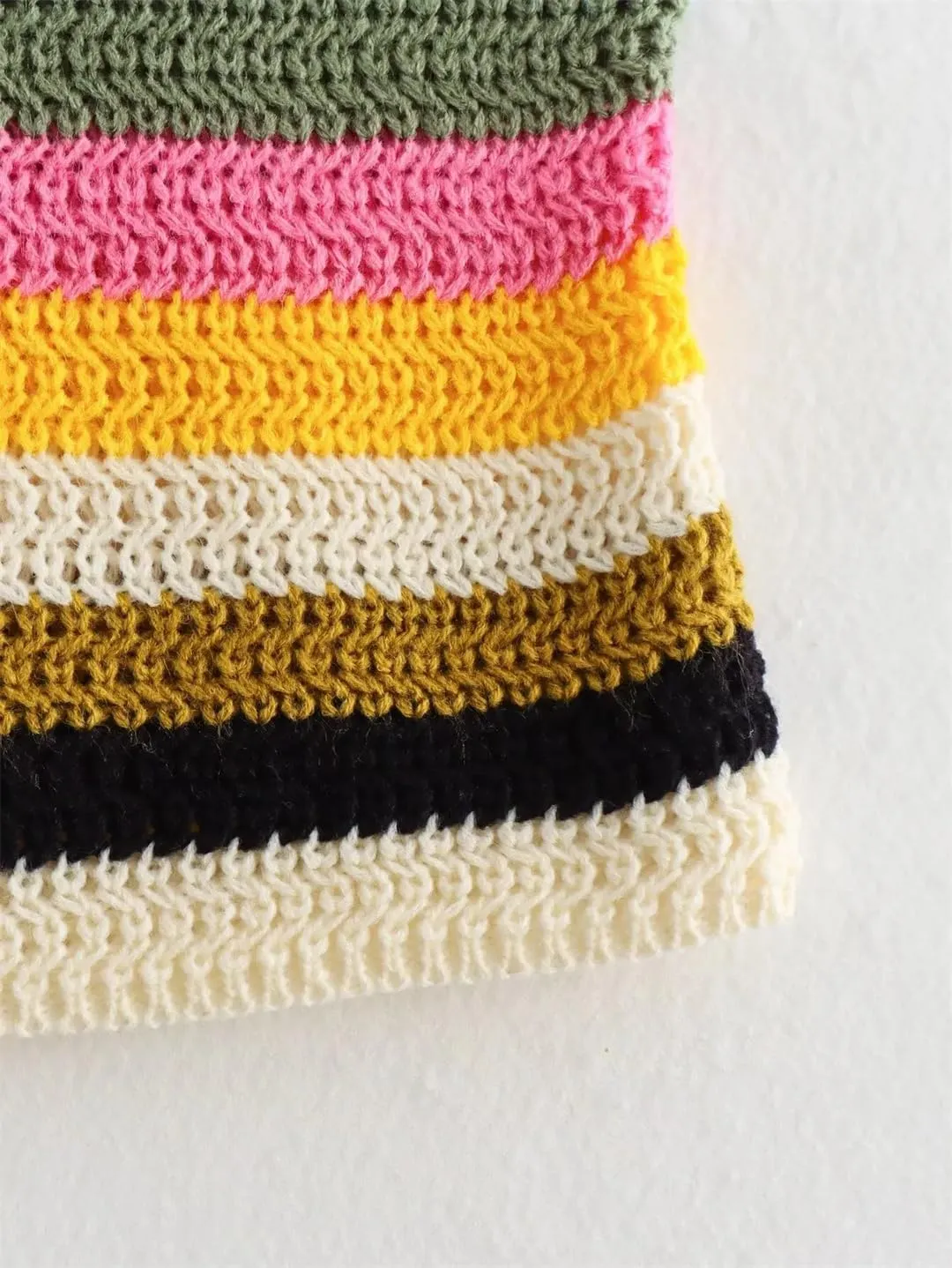 Women's Summer Striped V-Neck Sleeveless Sweater Thin Crochet Rainbow Striped Short Mini Vest Crew Neck Pullover