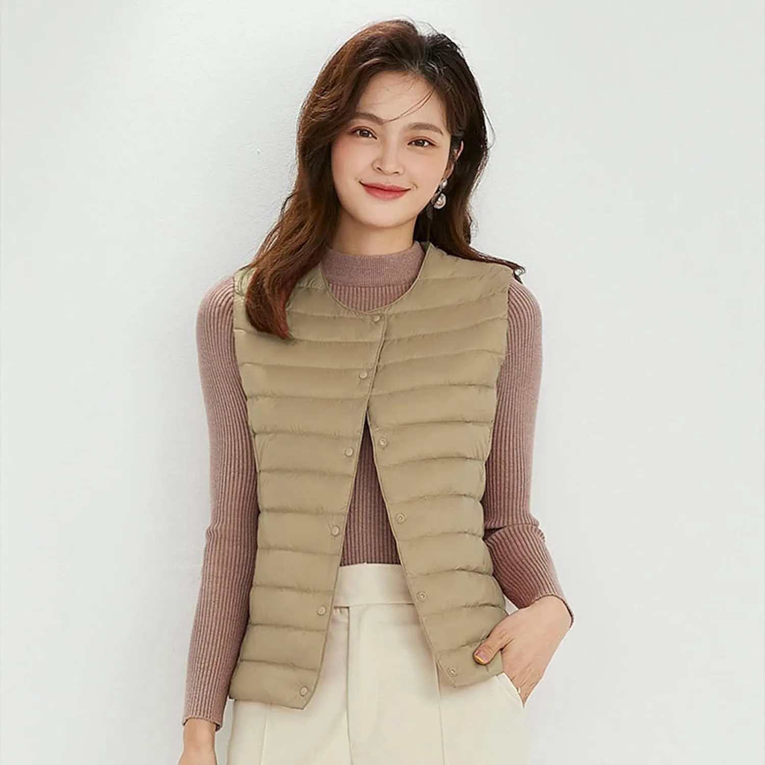 Womens Winter Puffer Vest Lightweight Collarless Outdoor Puffer down Short Packable Vest Alternative Vest Jacket